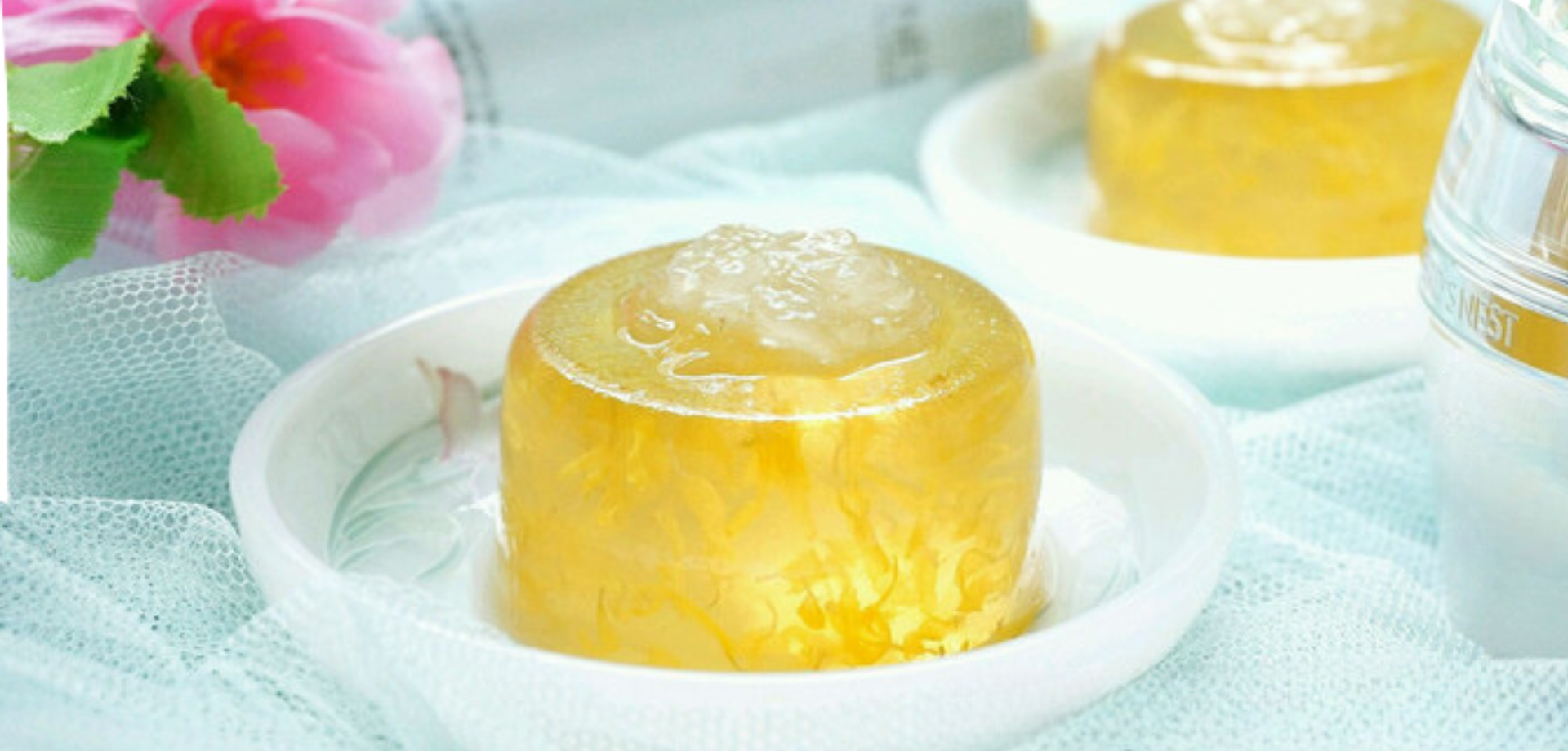 Chrysanthemum Bird's Nest Jelly